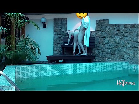 ❤️ Chefe convida criada para a piscina, mas não conseguiu resistir a um Porno de qualidade em nós pt.filmexxx18.ru ❌️